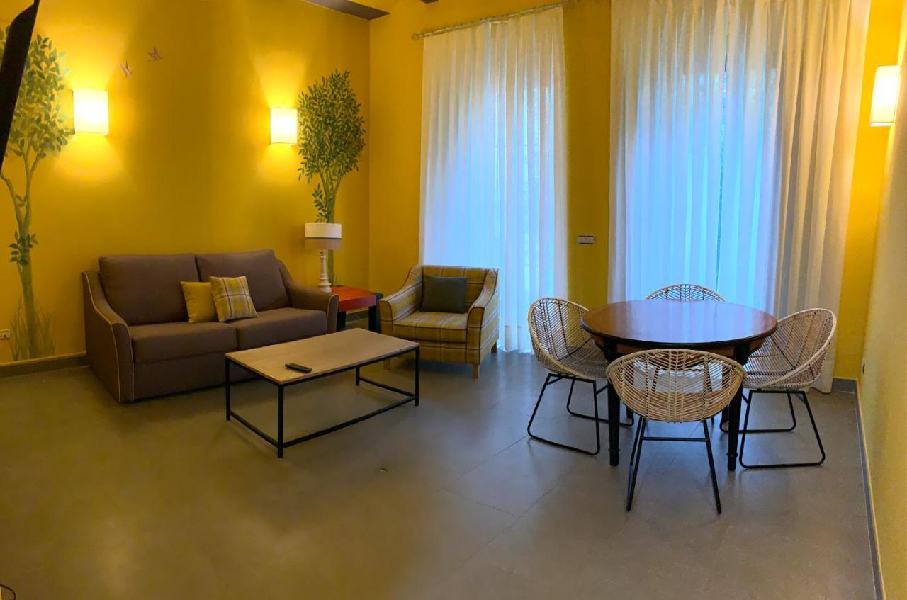 Ritual Sevilla Suites - Malaver 23 (Adults Only) Exteriör bild